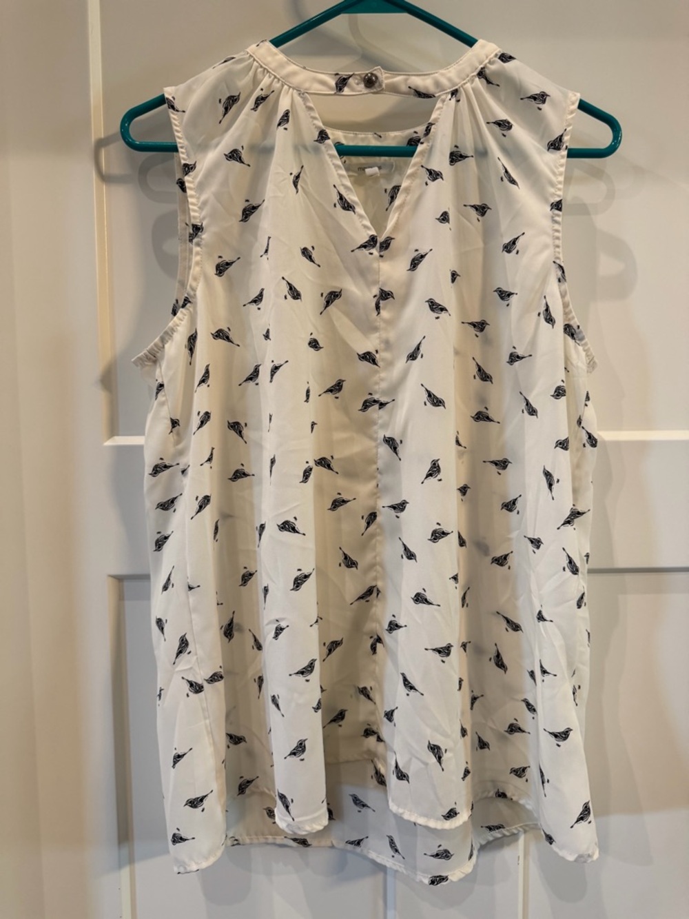 Maurices White Sleeveless Bird-Print Camisole